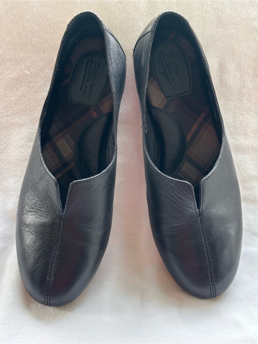 Born Women's Black Leather Slip-On Flats